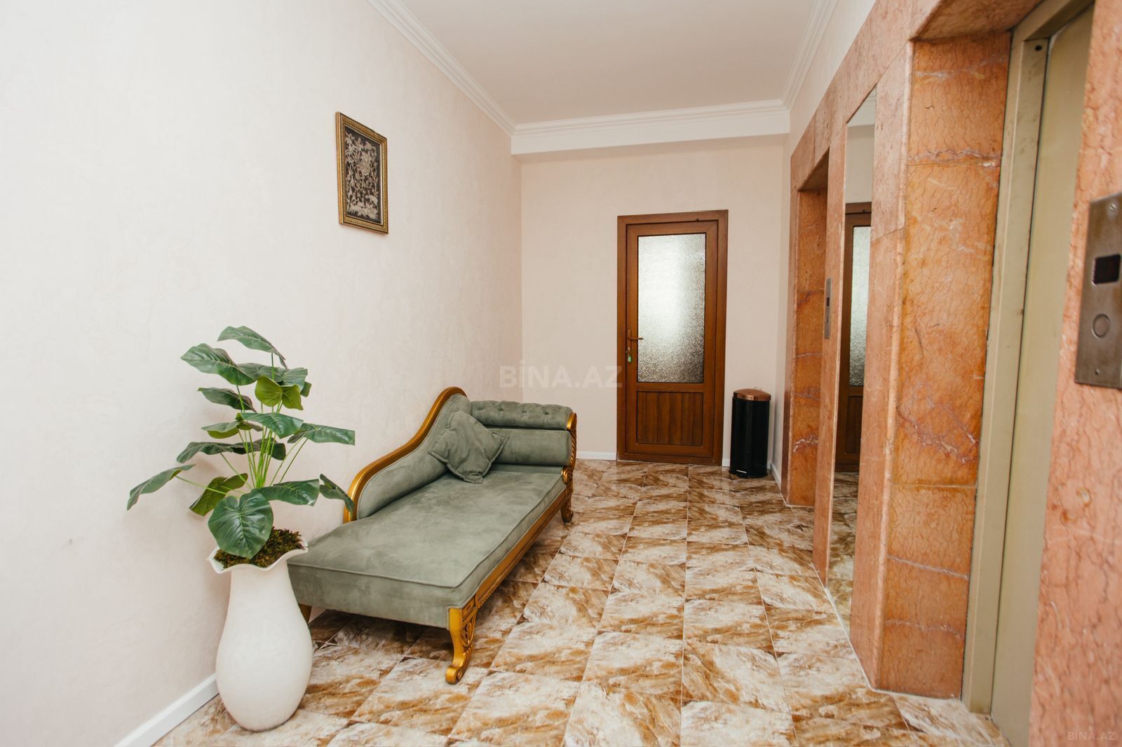 3 otaqlı Yeni tikili, Nizami m., Bakı