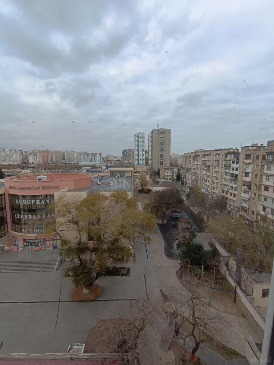 3 otaqlı Köhnə tikili, Elmlər Akademiyası m., Bakı