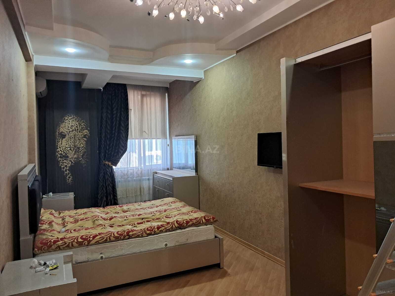 3 otaqlı Yeni tikili, Şah İsmayıl Xətai m., Bakı