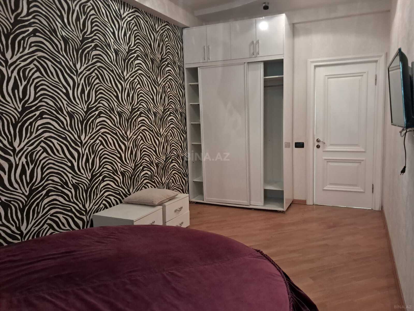 3 otaqlı Yeni tikili, Şah İsmayıl Xətai m., Bakı