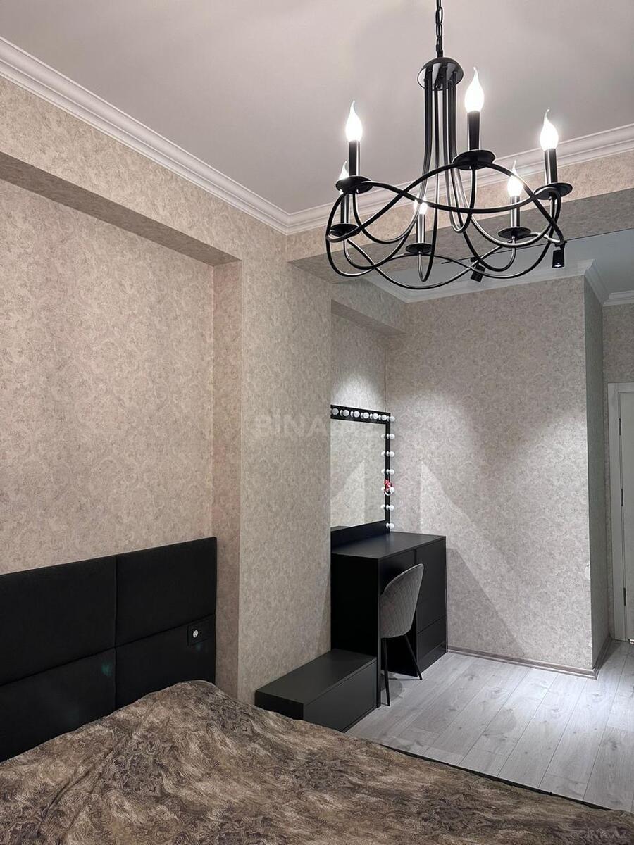 3 otaqlı Yeni tikili, İnşaatçılar m., Bakı