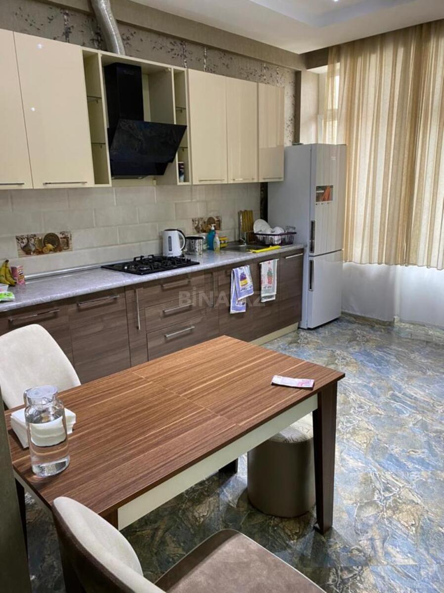 2 otaqlı Yeni tikili, Şah İsmayıl Xətai m., Bakı