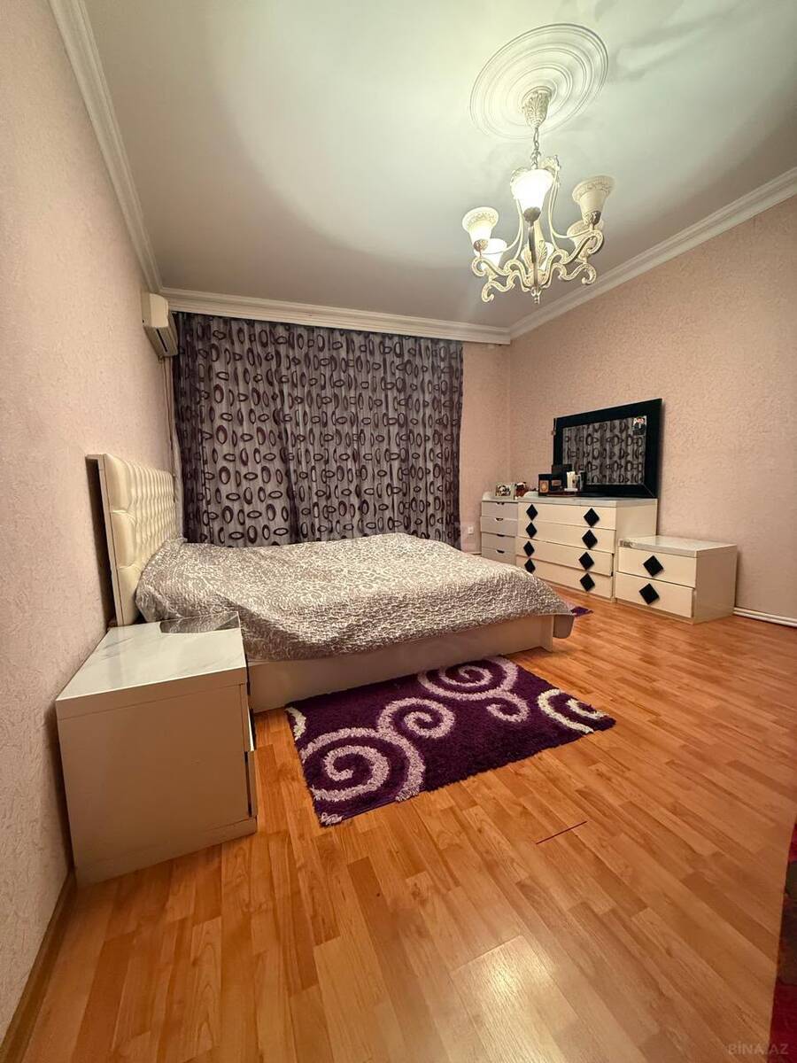 3 otaqlı Köhnə tikili, 28 May m., Bakı
