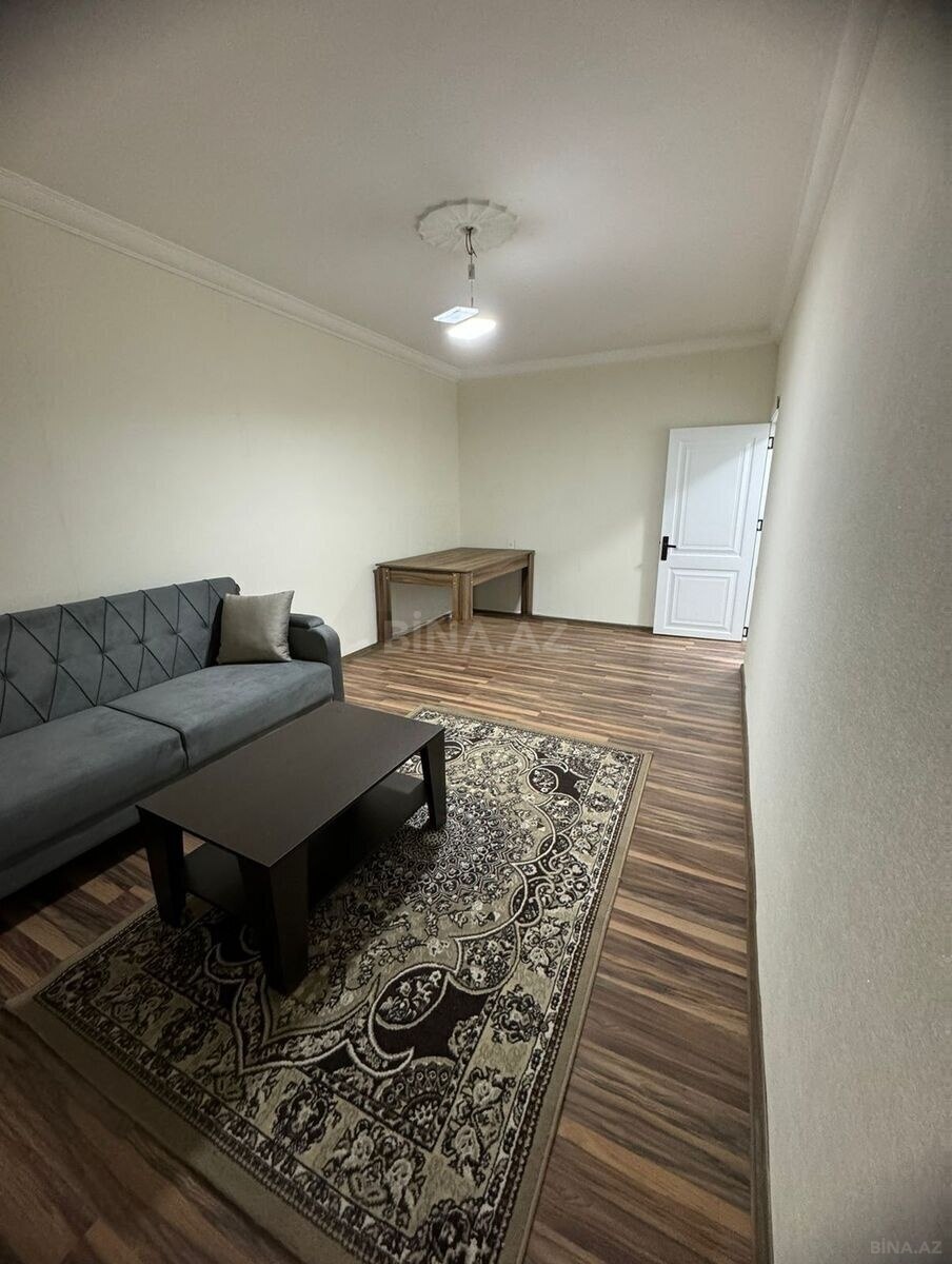 2 otaqlı Köhnə tikili, Xalqlar Dostluğu m., Bakı