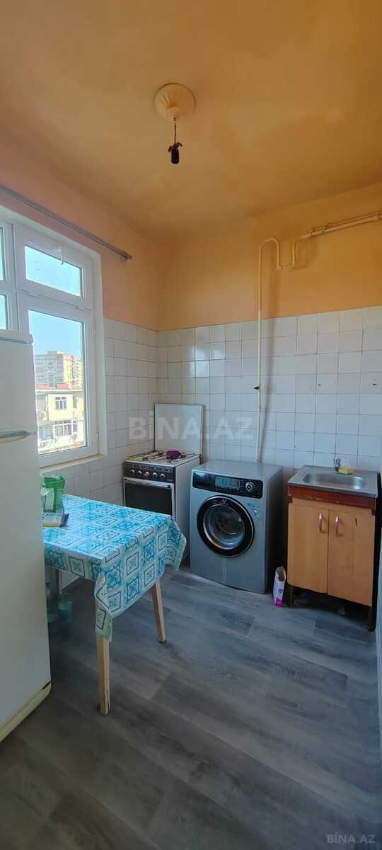 2 otaqlı Köhnə tikili, Memar Əcəmi m., Bakı