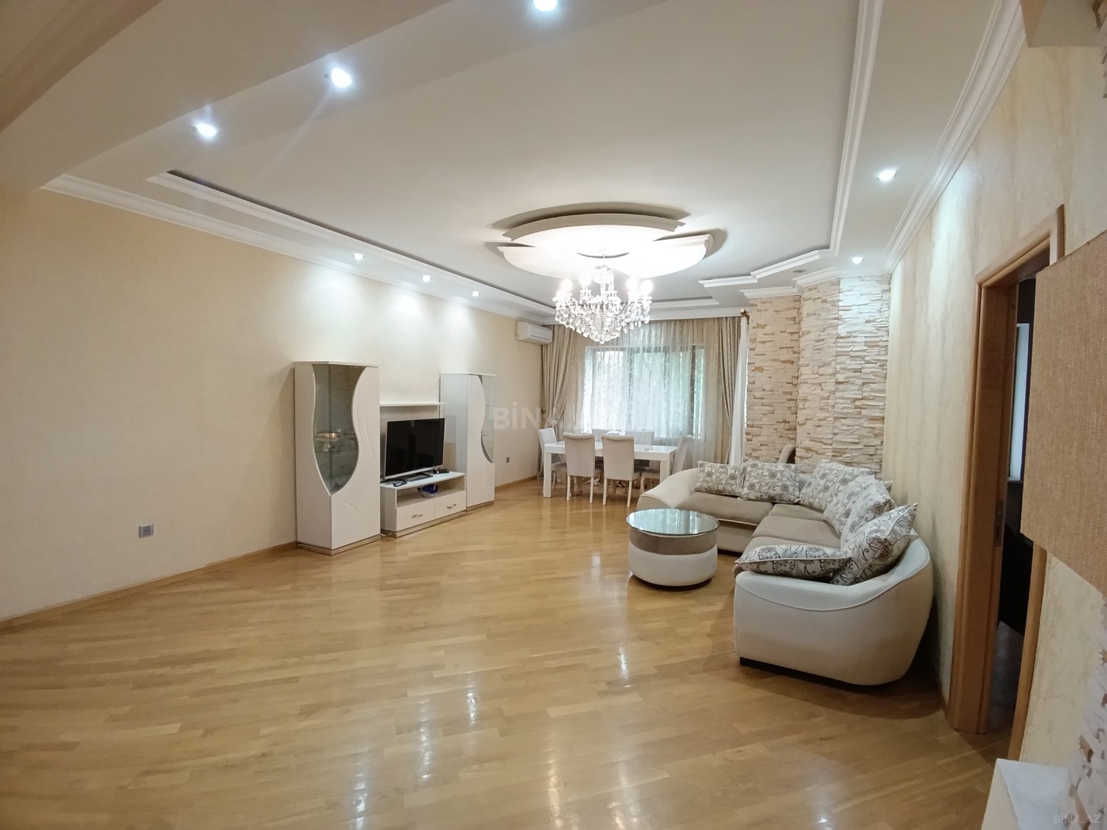 3 otaqlı Yeni tikili, Nizami m., Bakı