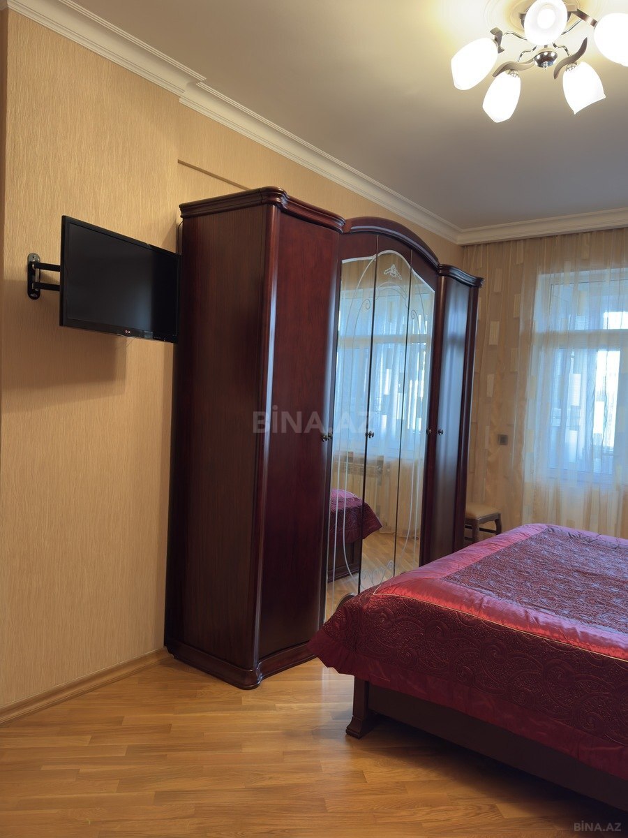 3 otaqlı Yeni tikili, İnşaatçılar m., Bakı