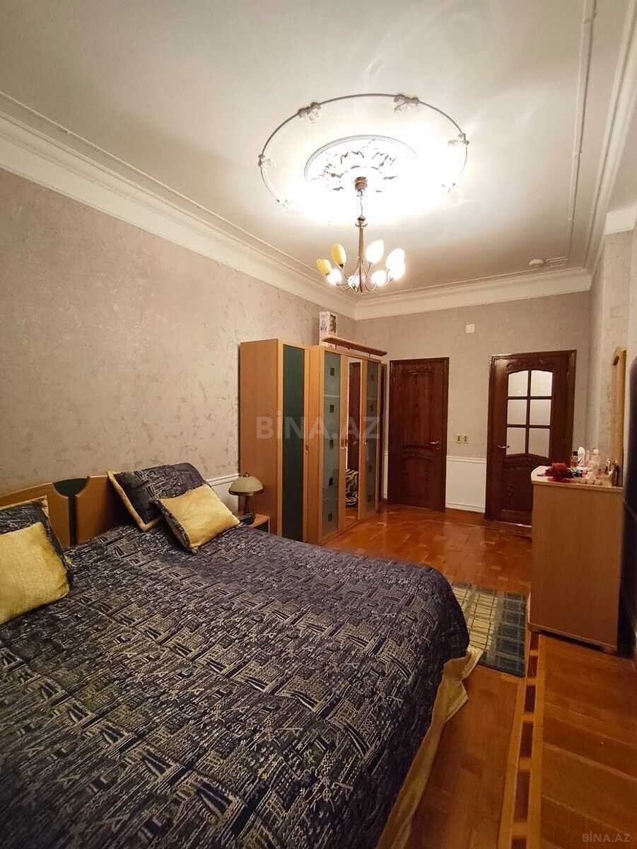 4 otaqlı Yeni tikili, 28 May m., Bakı