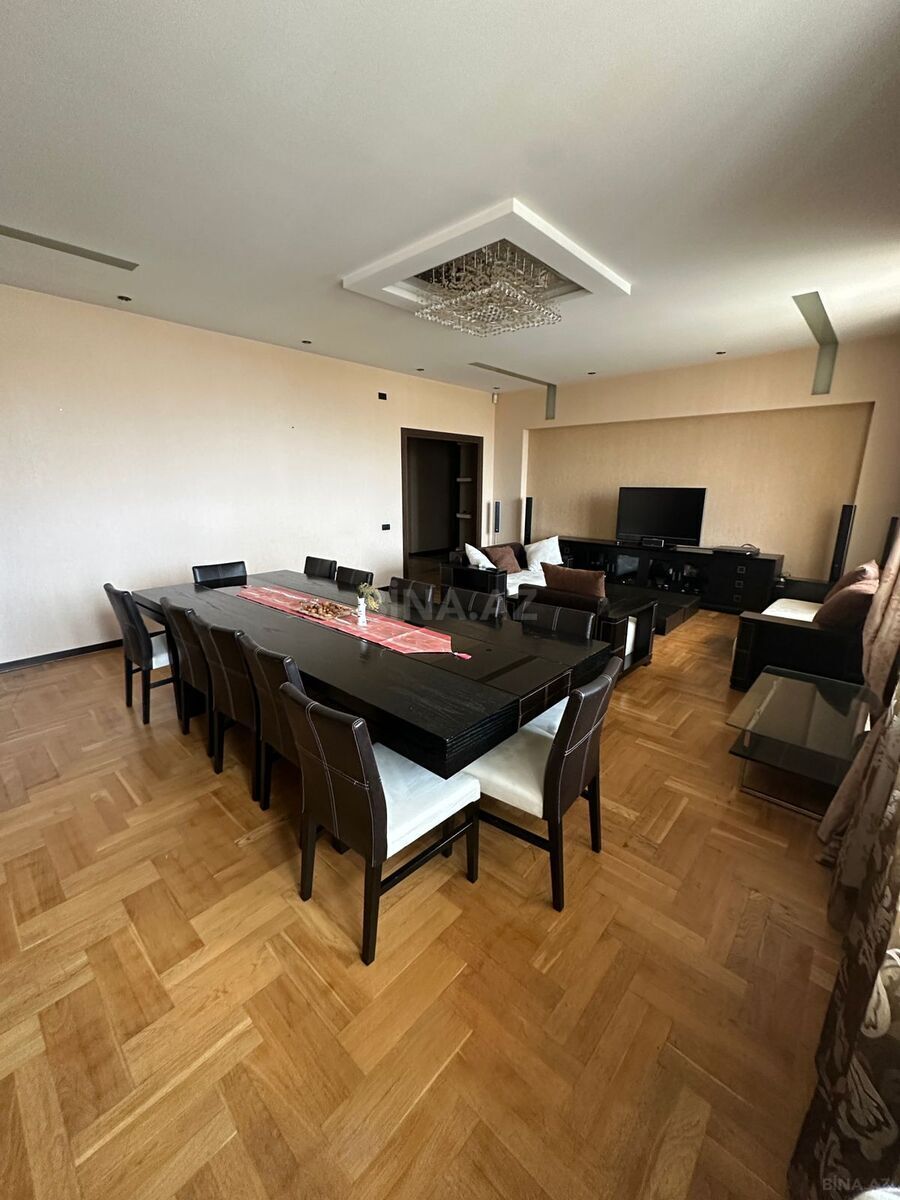 3 otaqlı Yeni tikili, 28 May m., Bakı