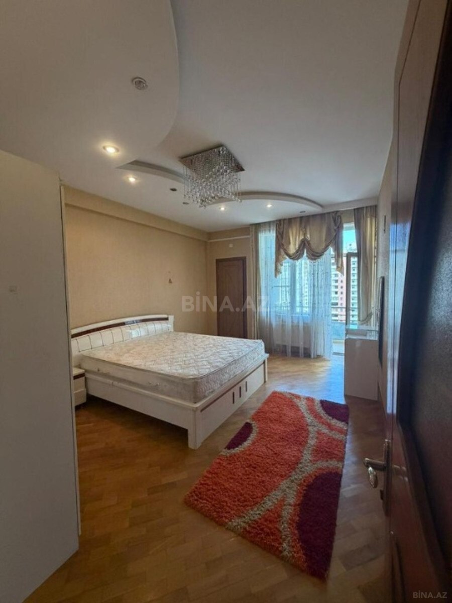 3 otaqlı Yeni tikili, 8 Noyabr m., Bakı