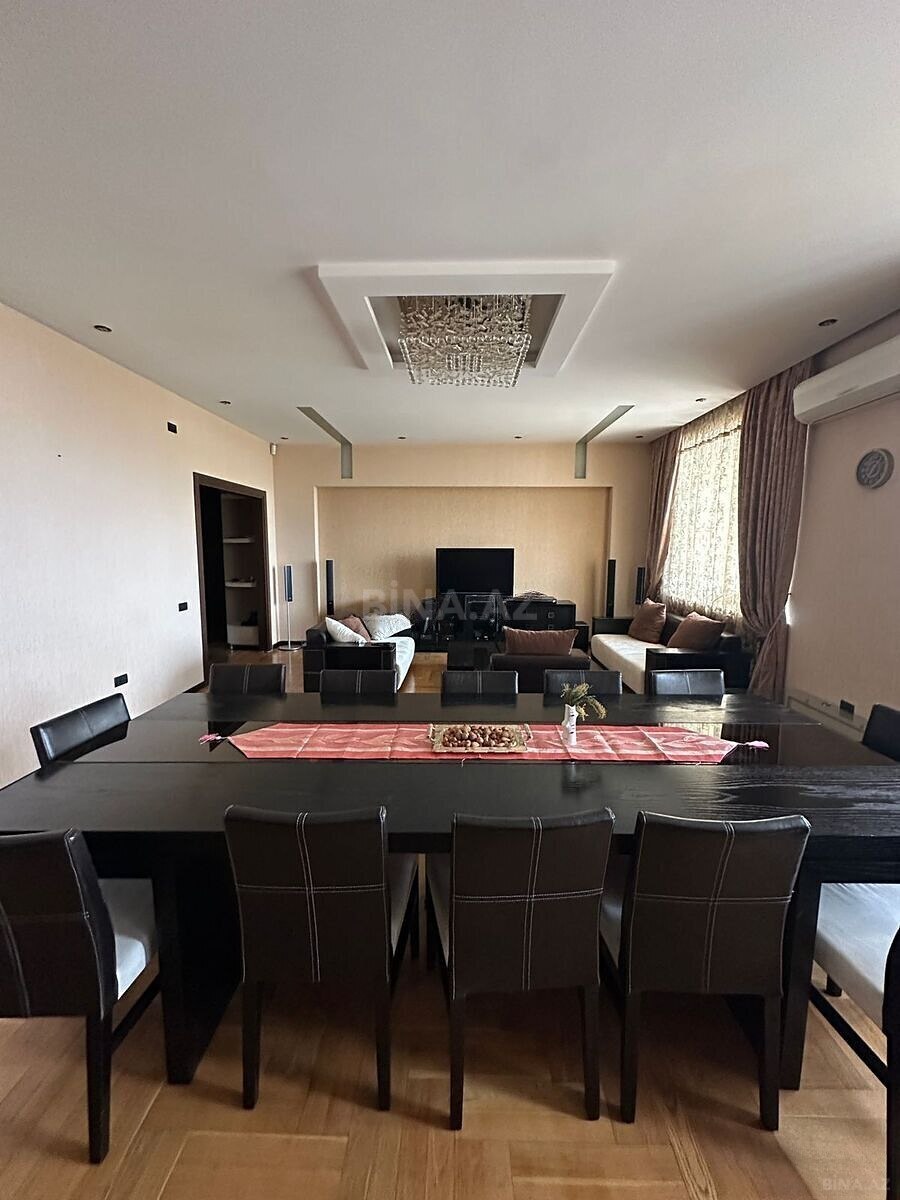 3 otaqlı Yeni tikili, 28 May m., Bakı