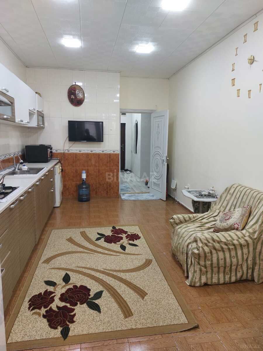4 otaqlı Yeni tikili, İnşaatçılar m., Bakı