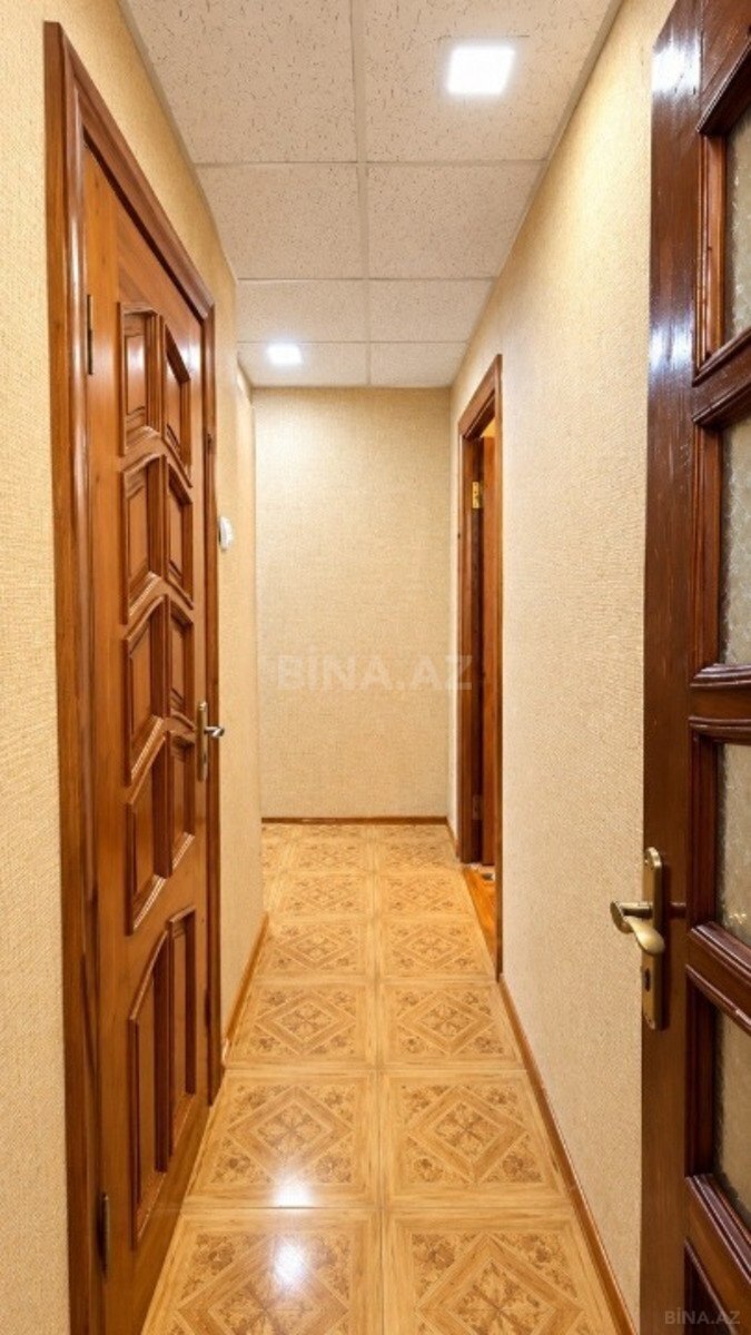2 otaqlı Köhnə tikili, İnşaatçılar m., Bakı