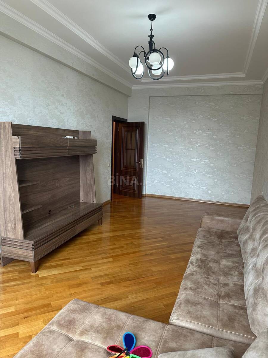 2 otaqlı Yeni tikili, İnşaatçılar m., Bakı