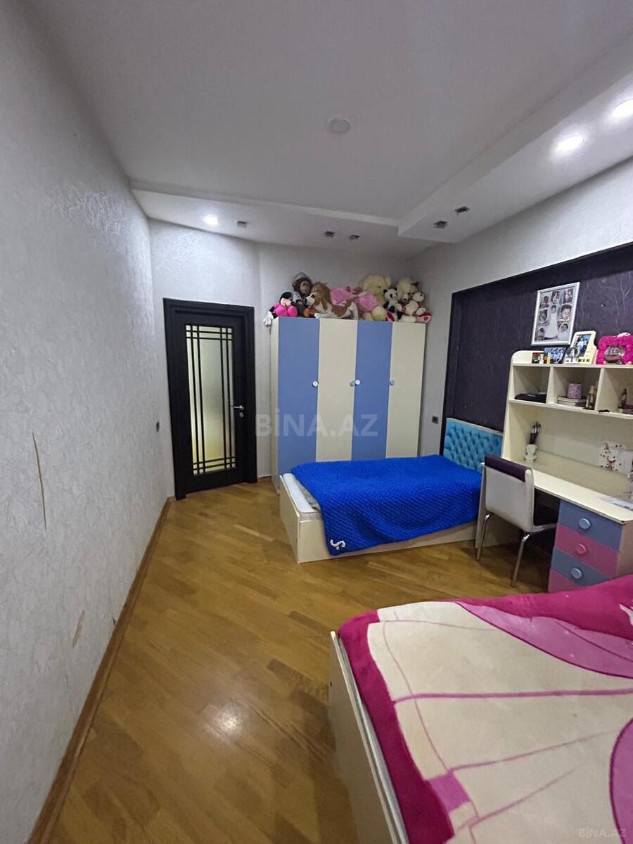 3 otaqlı Yeni tikili, Şah İsmayıl Xətai m., Bakı