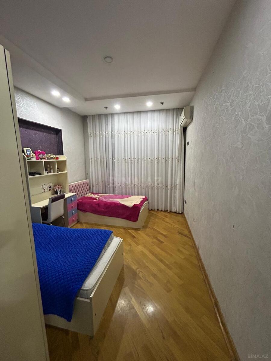 3 otaqlı Yeni tikili, Şah İsmayıl Xətai m., Bakı