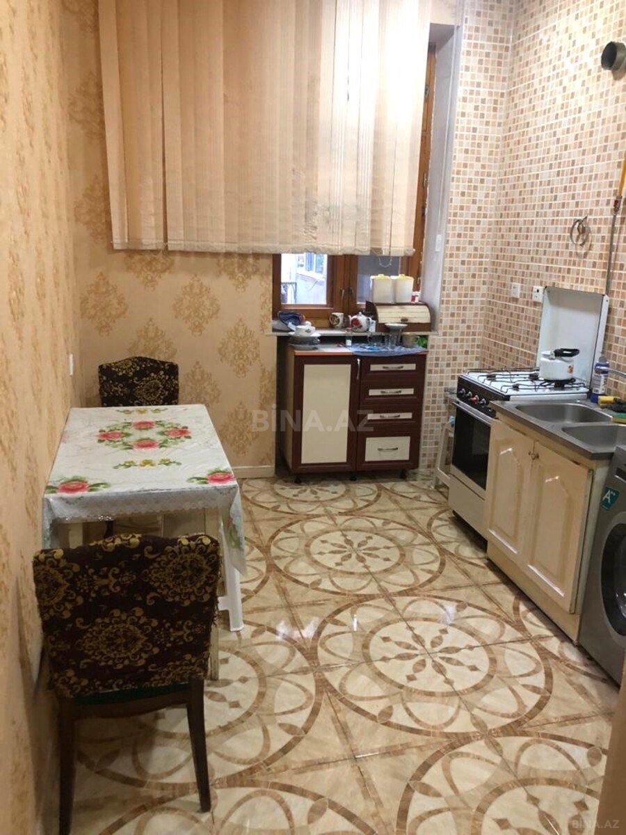 3 otaqlı Köhnə tikili, Nəriman Nərimanov m., Bakı
