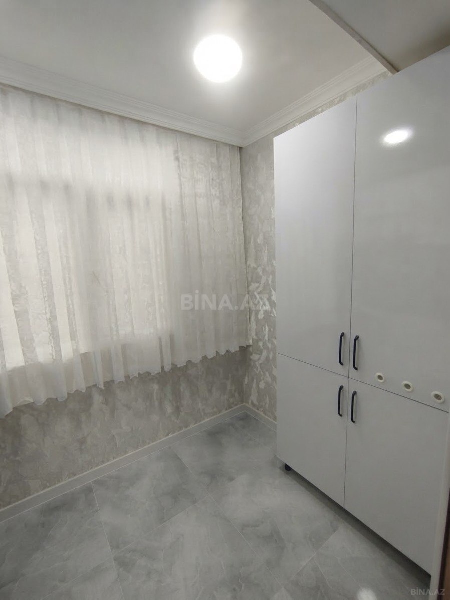 2 otaqlı Köhnə tikili, Neftçilər m., Bakı