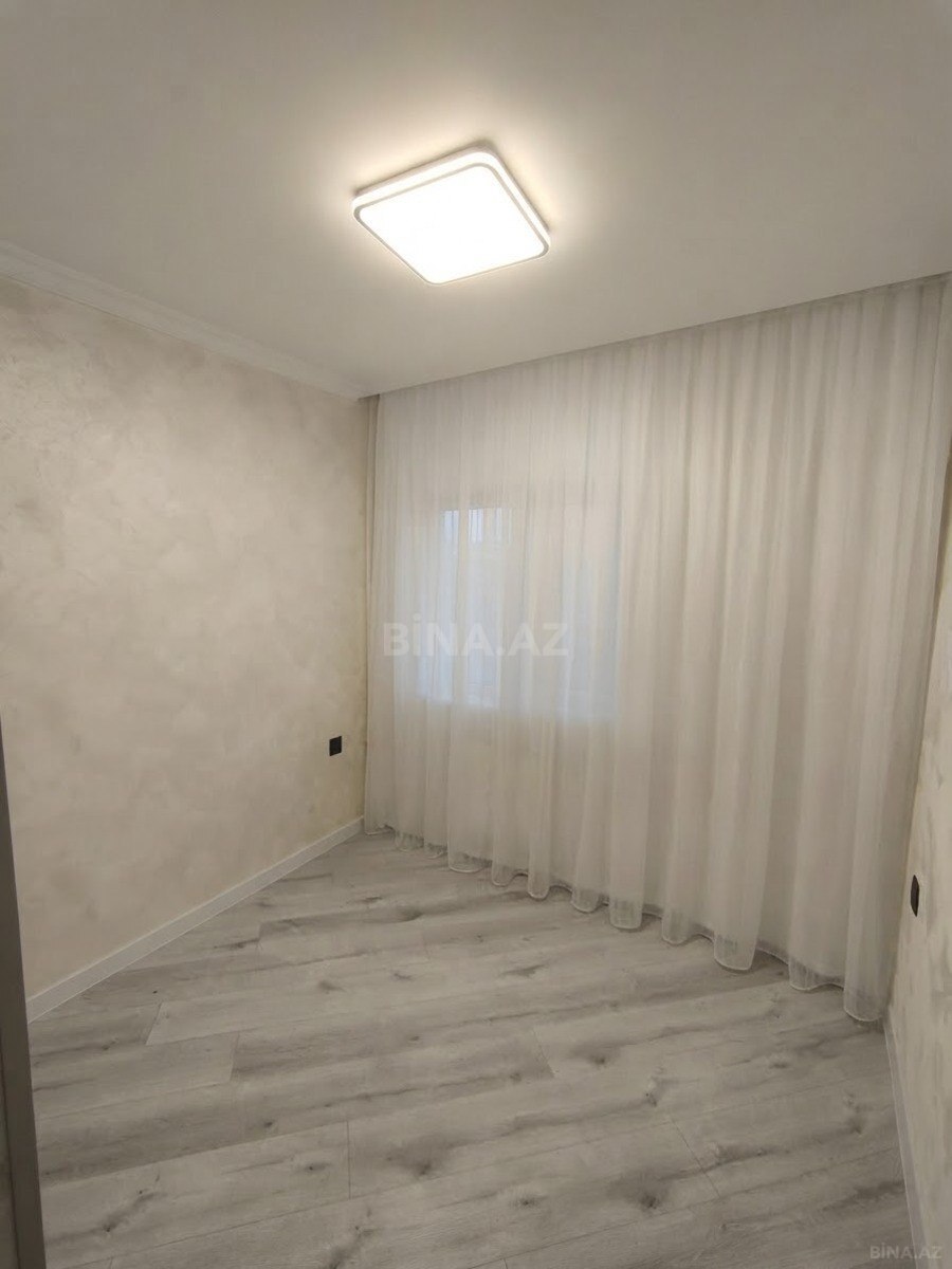 2 otaqlı Köhnə tikili, Neftçilər m., Bakı