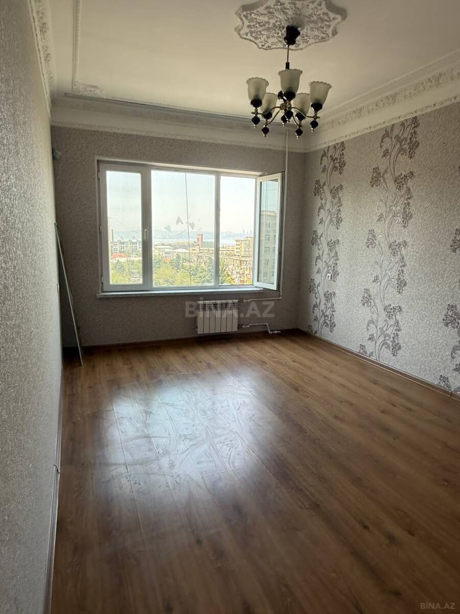 2 otaqlı Köhnə tikili, Əhmədli m., Bakı