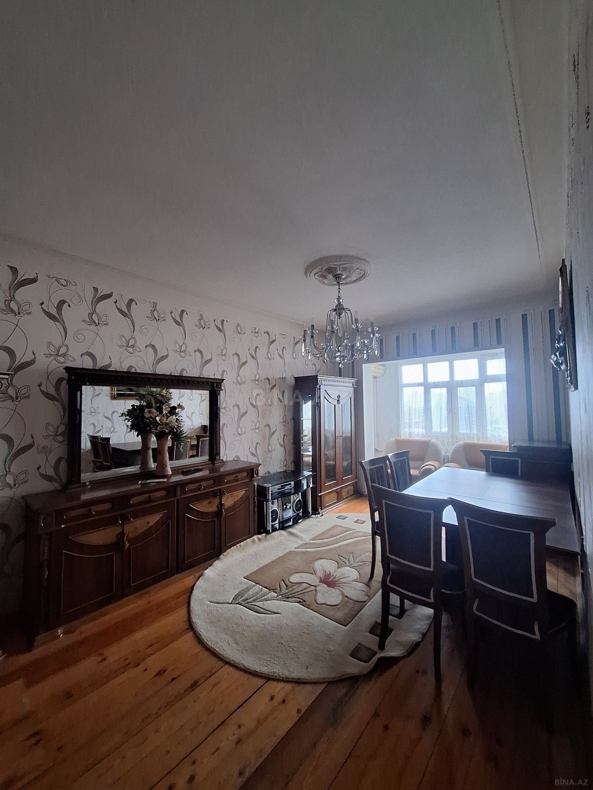 3 otaqlı Köhnə tikili, Həzi Aslanov m., Bakı