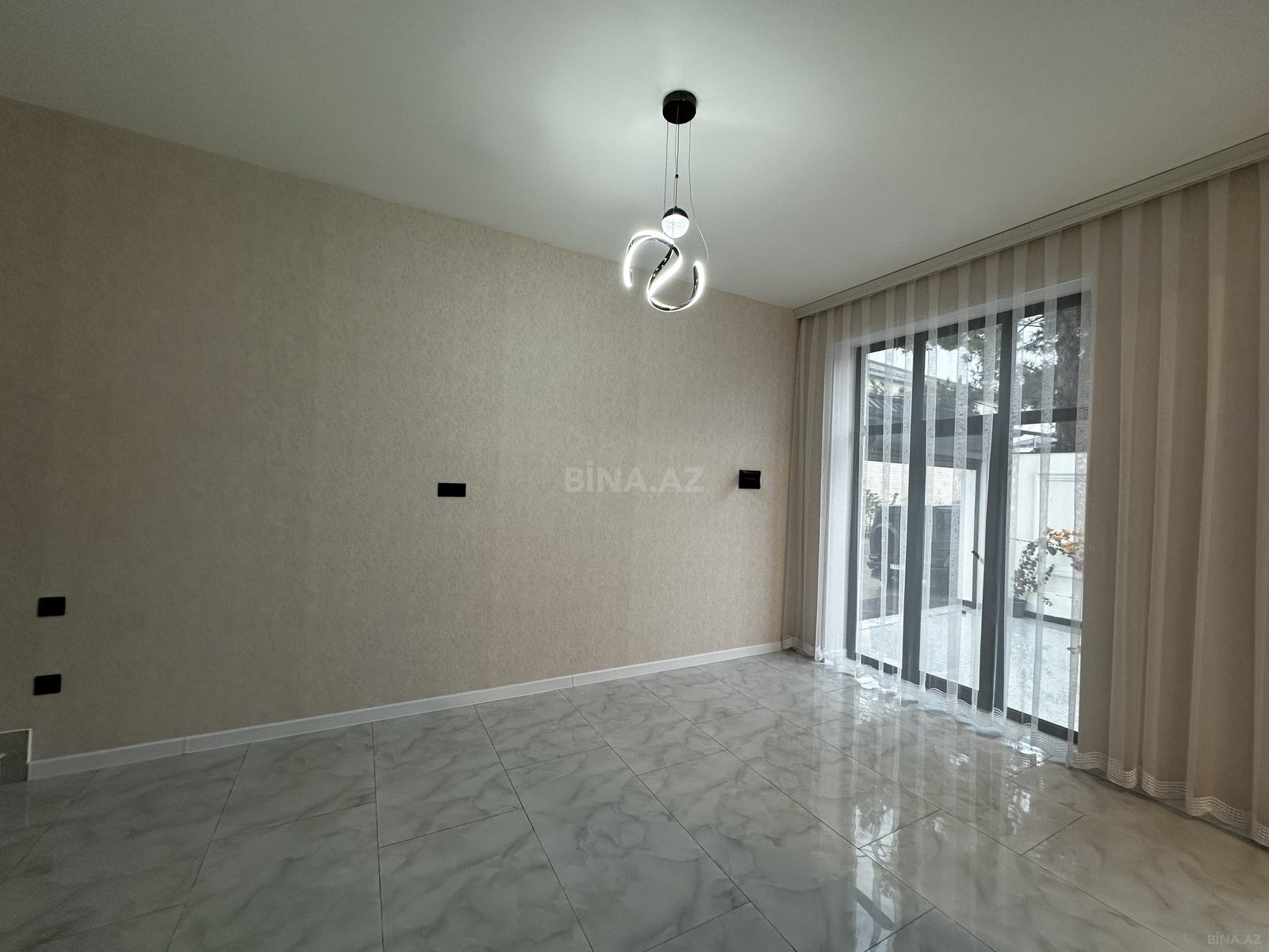 4 otaqlı Həyət evi/Bağ evi, Mərdəkan q., Bakı