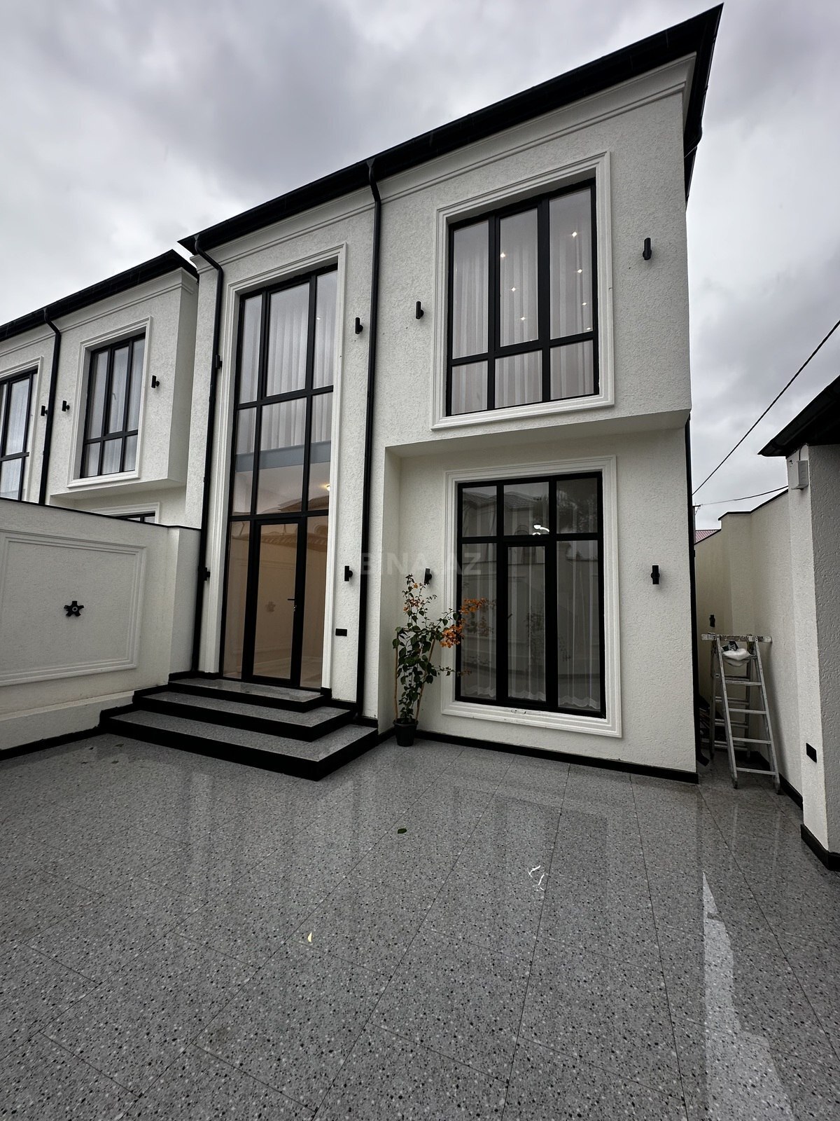 4 otaqlı Həyət evi/Bağ evi, Mərdəkan q., Bakı