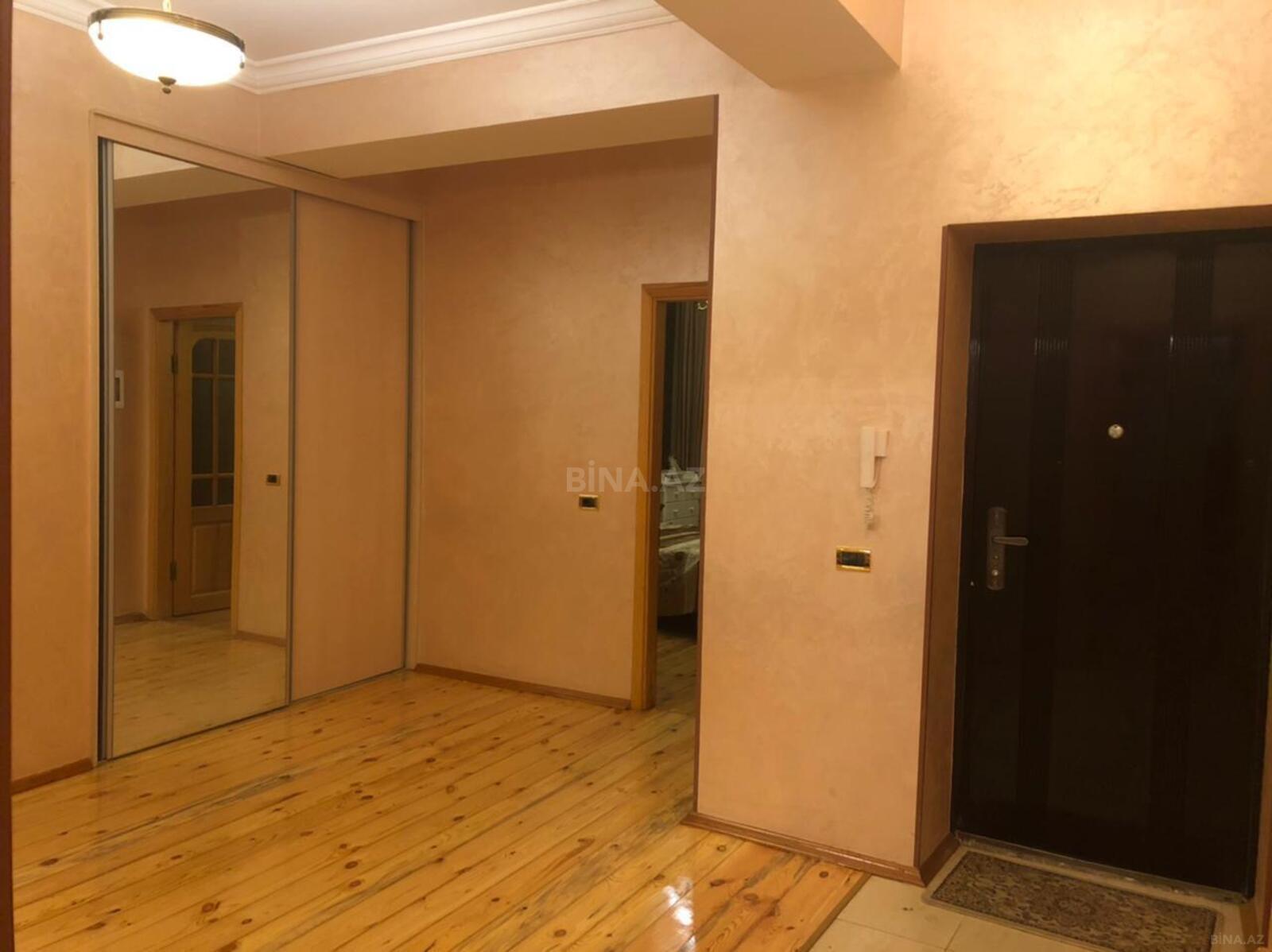 2 otaqlı Yeni tikili, Neftçilər m., Bakı