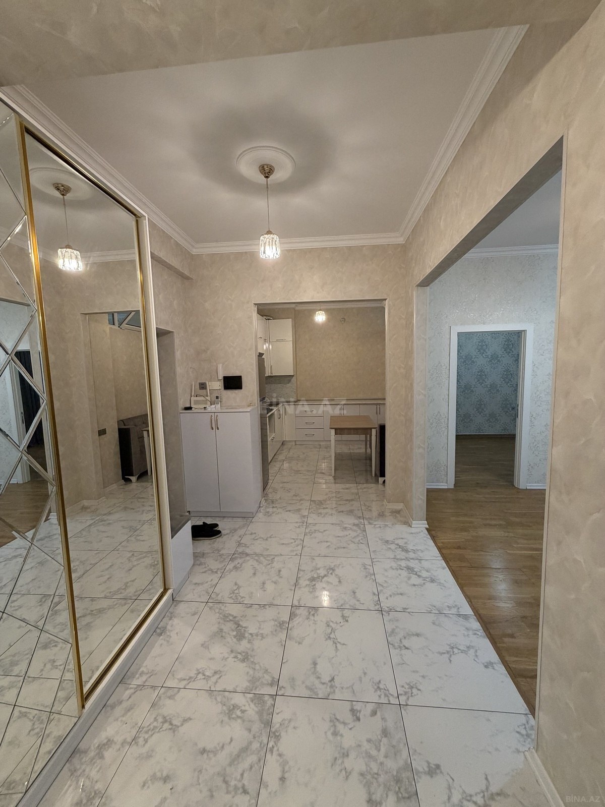 3 otaqlı Yeni tikili, Avtovağzal m., Bakı