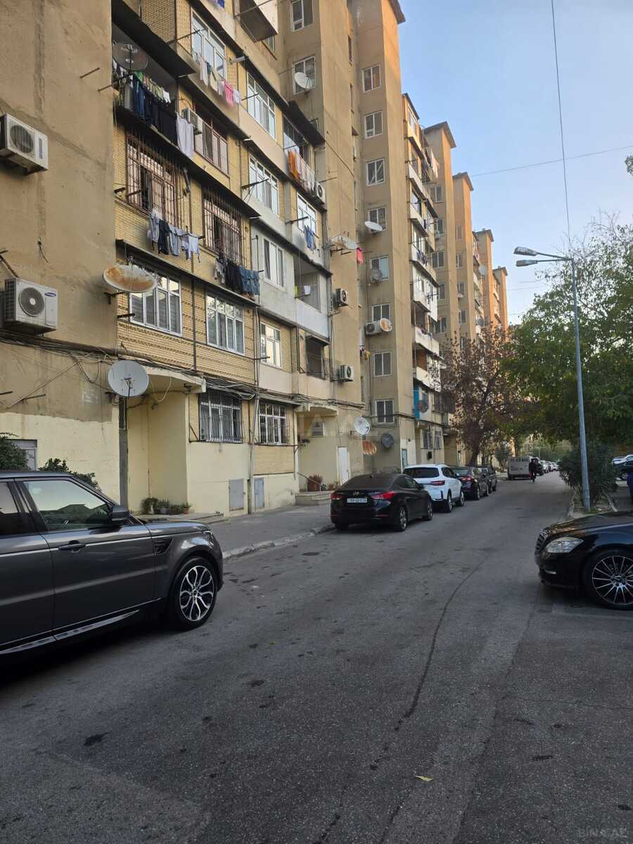 2 otaqlı Köhnə tikili, Bakıxanov q., Bakı