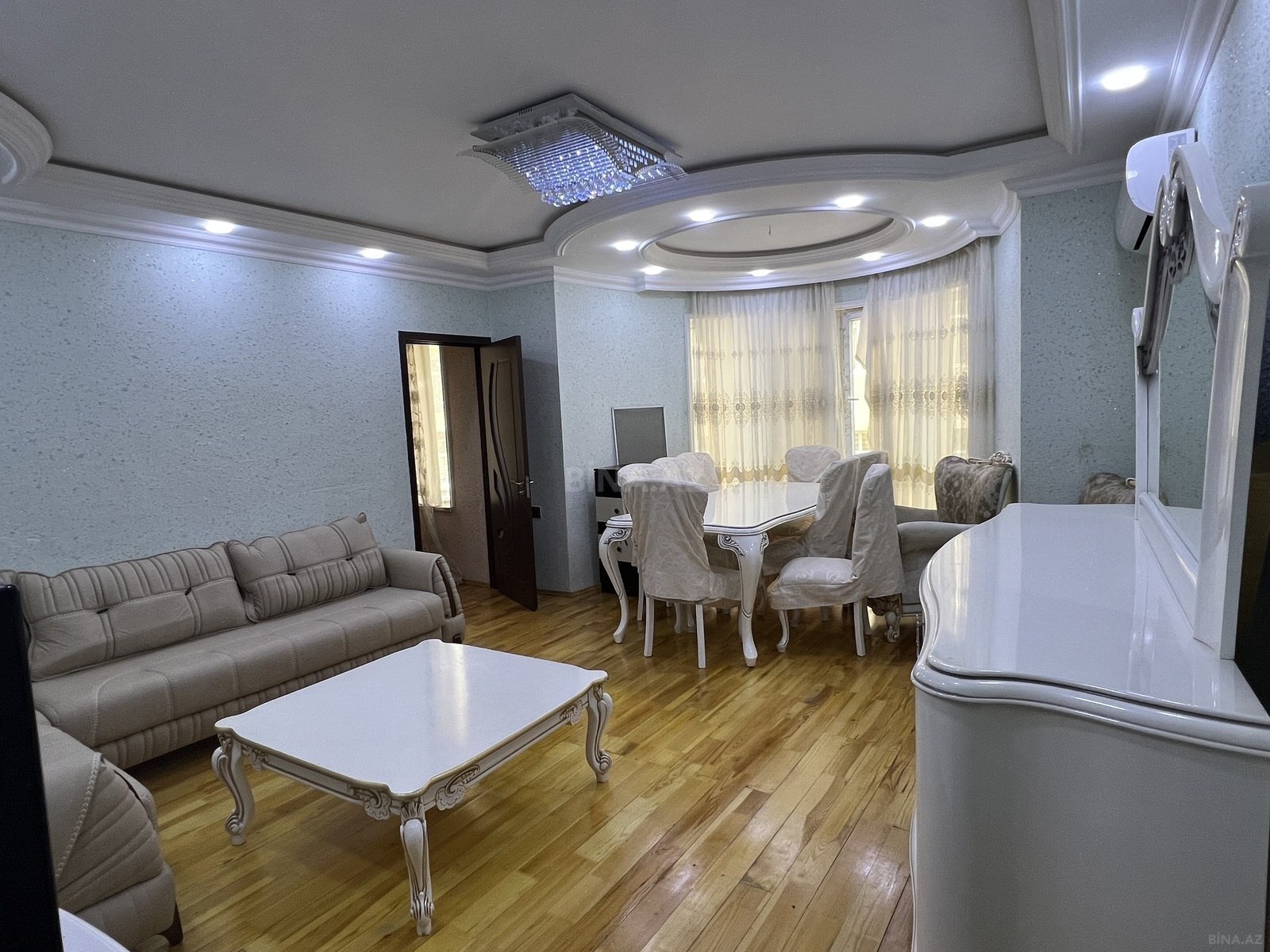 3 otaqlı Yeni tikili, 8 Noyabr m., Bakı