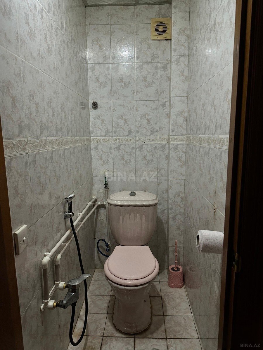 3 otaqlı Köhnə tikili, Elmlər Akademiyası m., Bakı