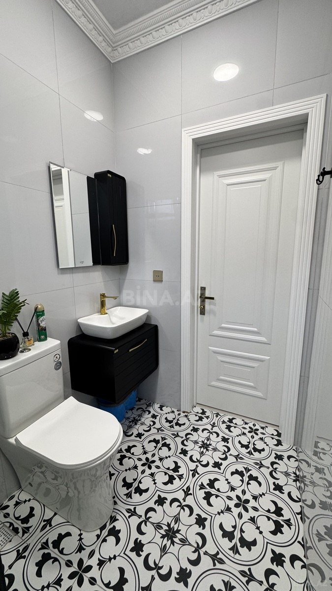 4 otaqlı Həyət evi/Bağ evi, Novxanı q., Bakı