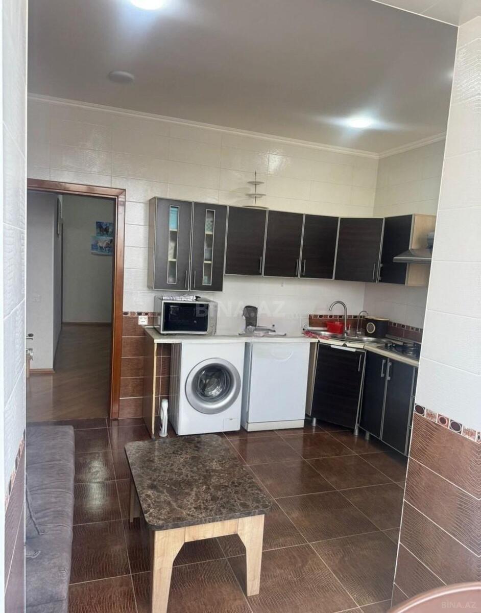 3 otaqlı Yeni tikili, İnşaatçılar m., Bakı