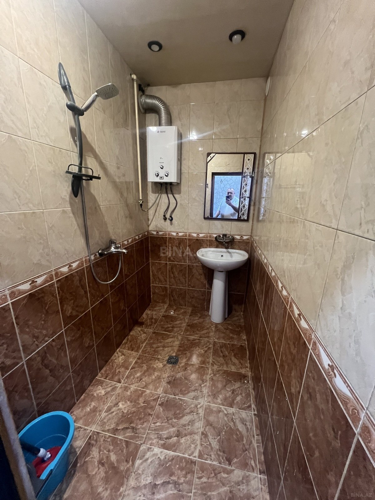 3 otaqlı Köhnə tikili, Köhnə Günəşli q., Bakı