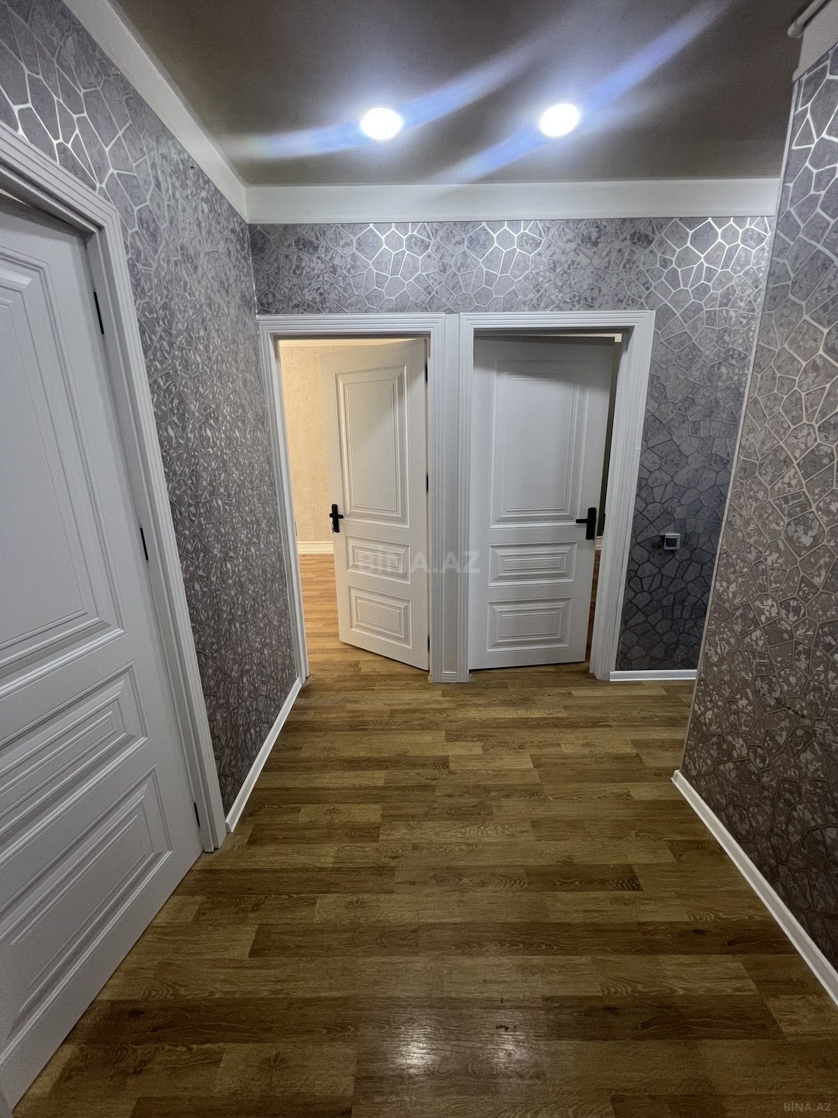 3 otaqlı Köhnə tikili, Köhnə Günəşli q., Bakı