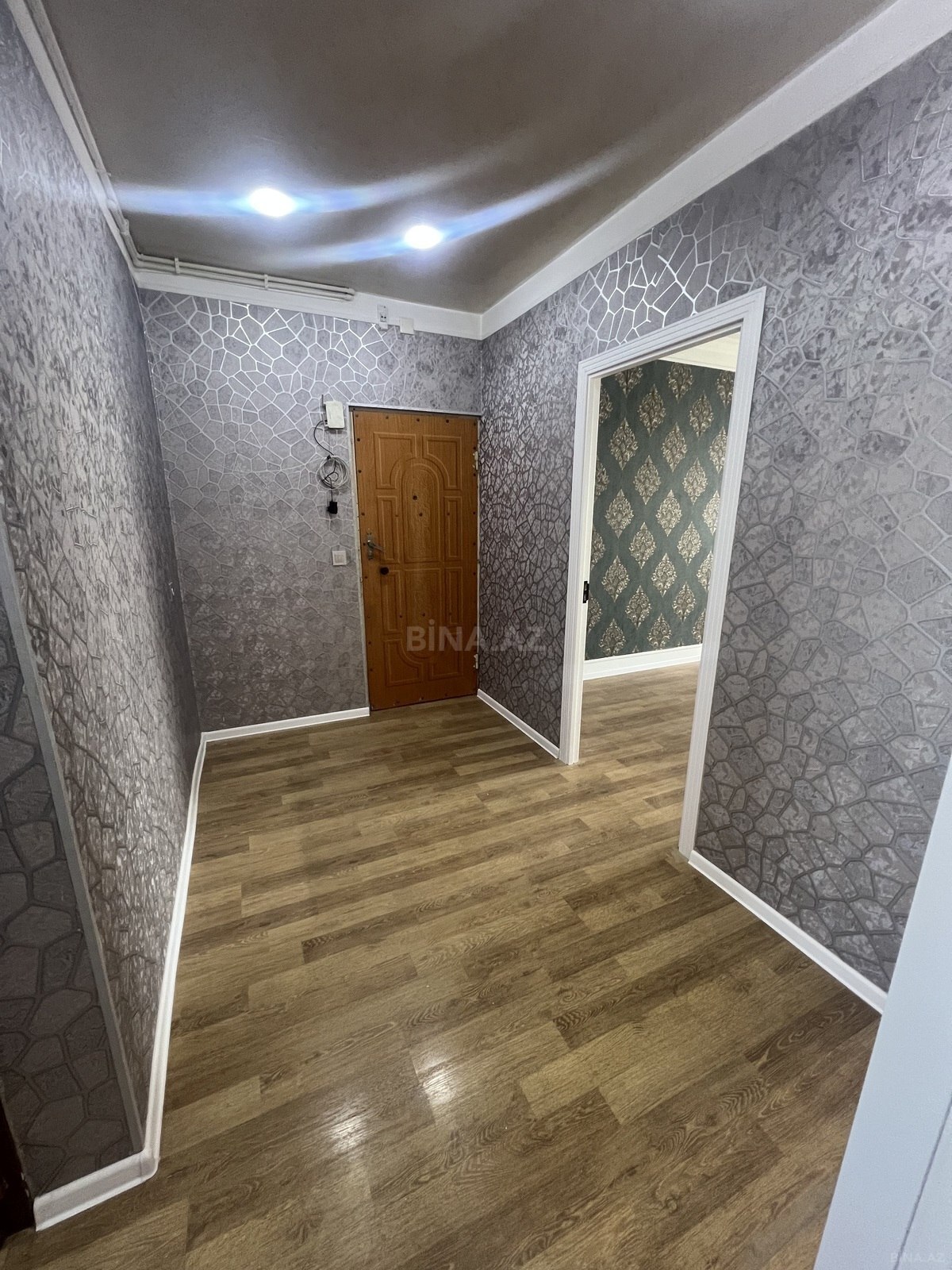 3 otaqlı Köhnə tikili, Köhnə Günəşli q., Bakı
