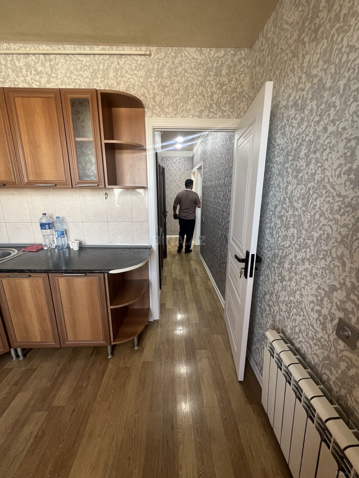 3 otaqlı Köhnə tikili, Köhnə Günəşli q., Bakı
