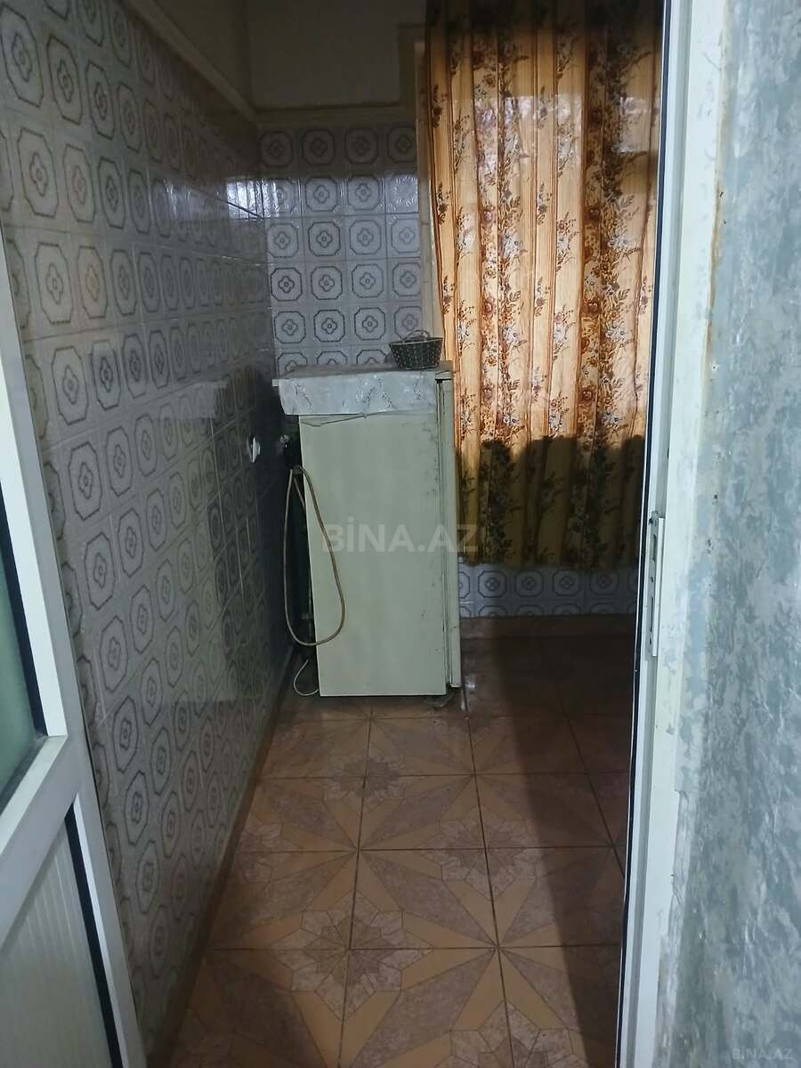 1 otaqlı Köhnə tikili, Neftçilər m., Bakı