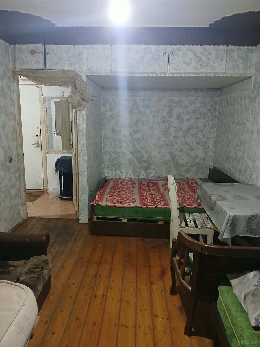 1 otaqlı Köhnə tikili, Neftçilər m., Bakı
