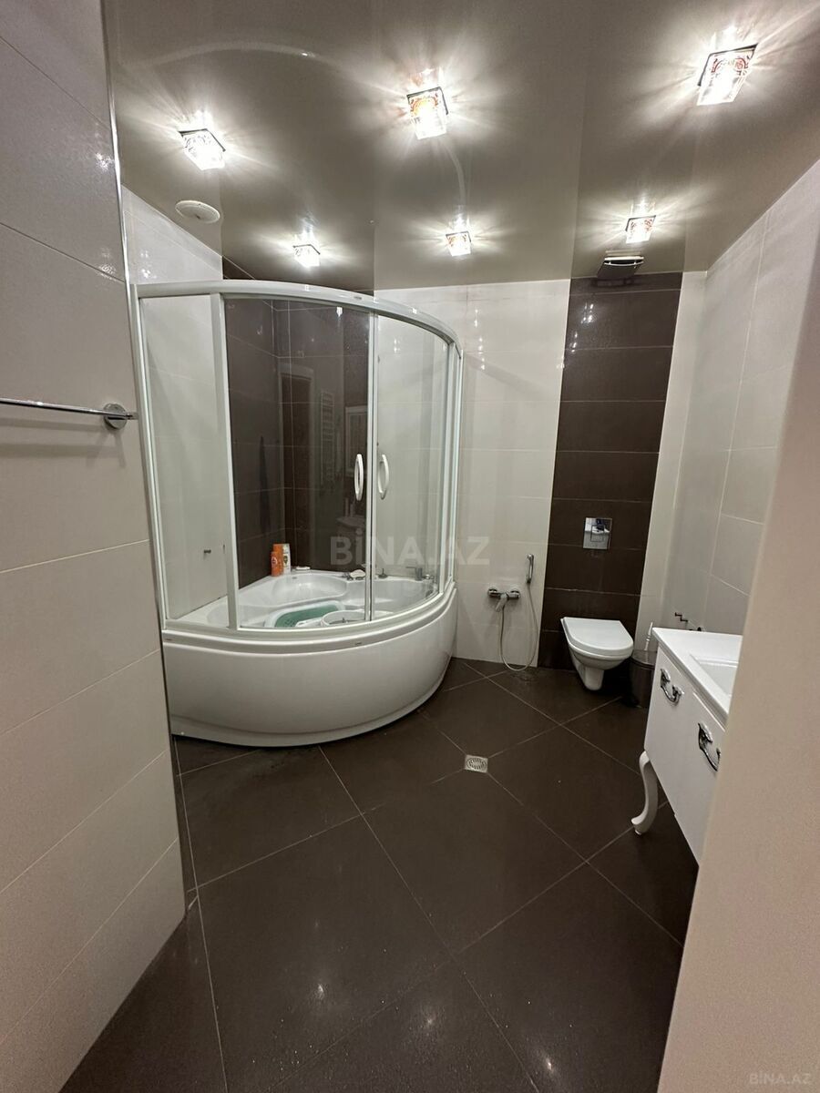 3 otaqlı Yeni tikili, Şah İsmayıl Xətai m., Bakı