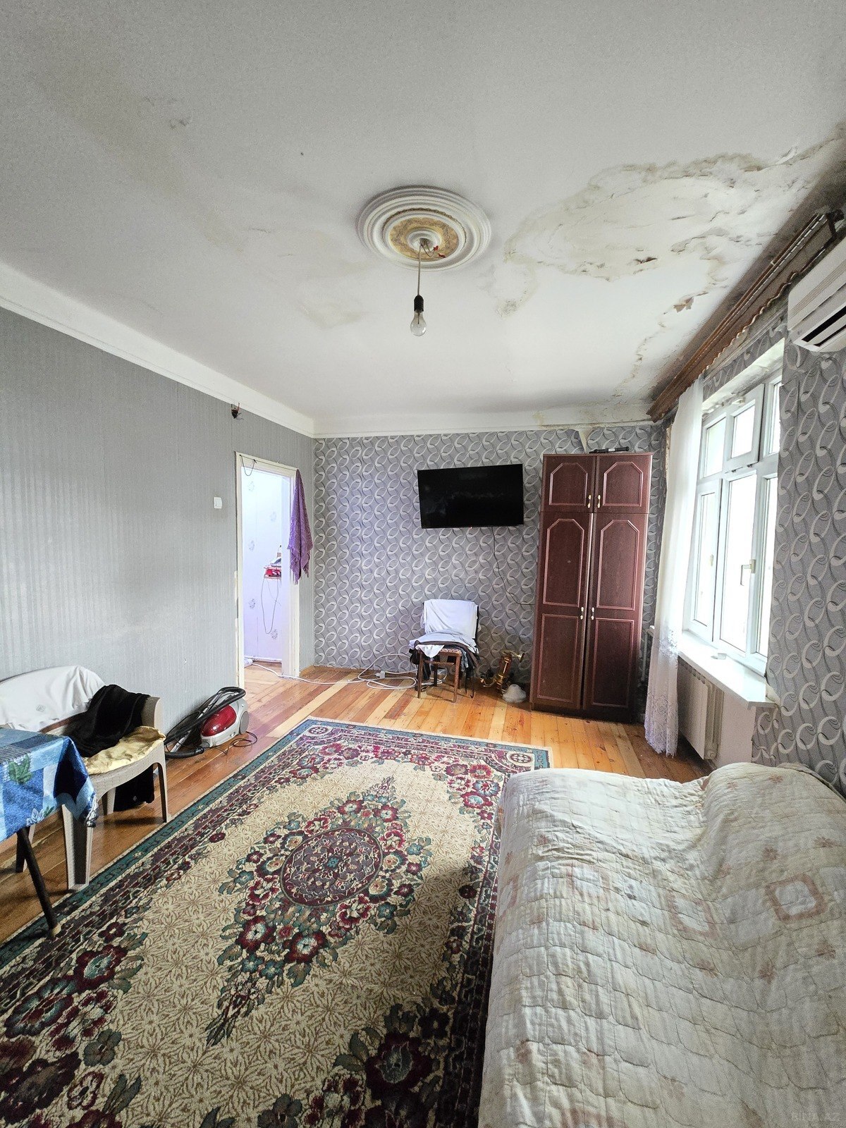 2 otaqlı Köhnə tikili, Xalqlar Dostluğu m., Bakı