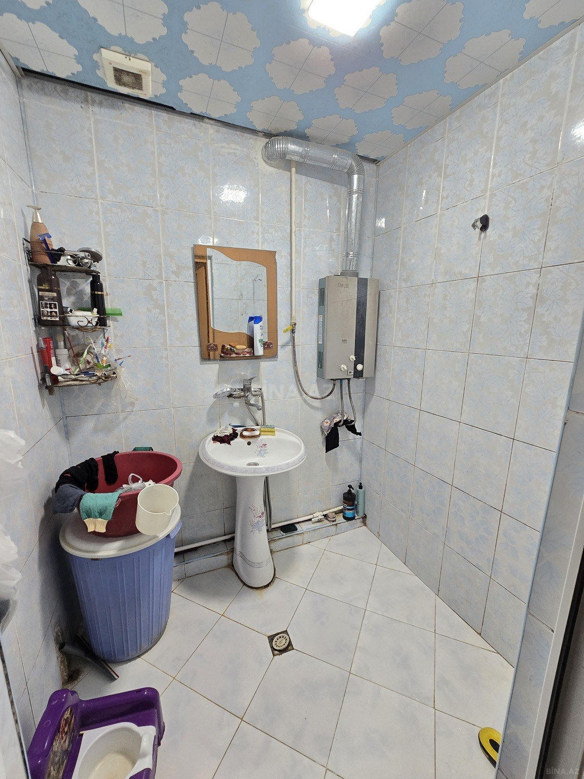2 otaqlı Köhnə tikili, Xalqlar Dostluğu m., Bakı