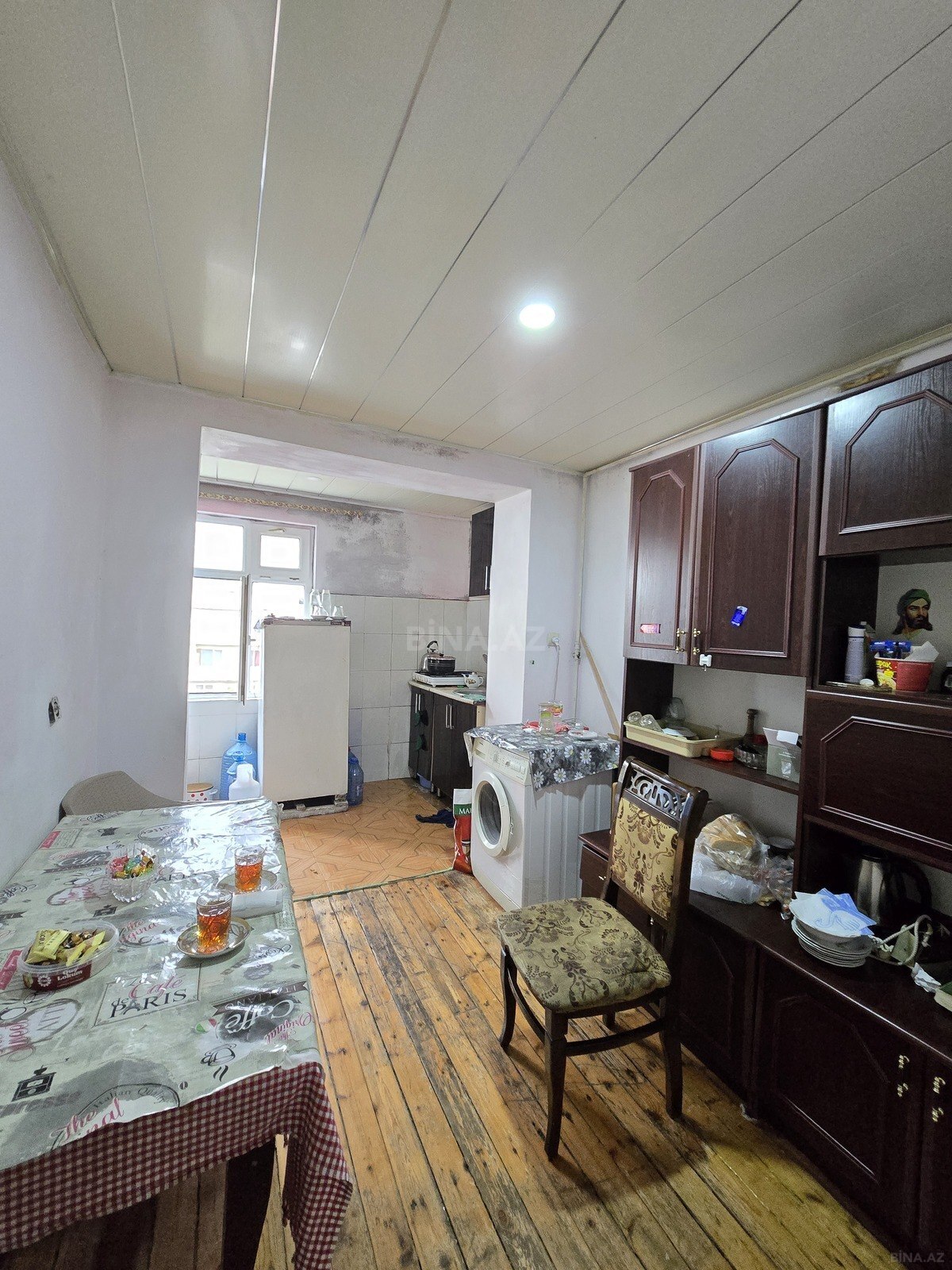 2 otaqlı Köhnə tikili, Xalqlar Dostluğu m., Bakı