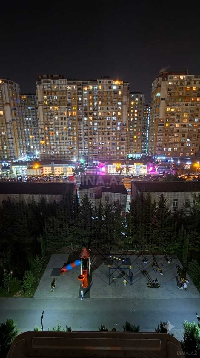 3 otaqlı Köhnə tikili, Həzi Aslanov m., Bakı
