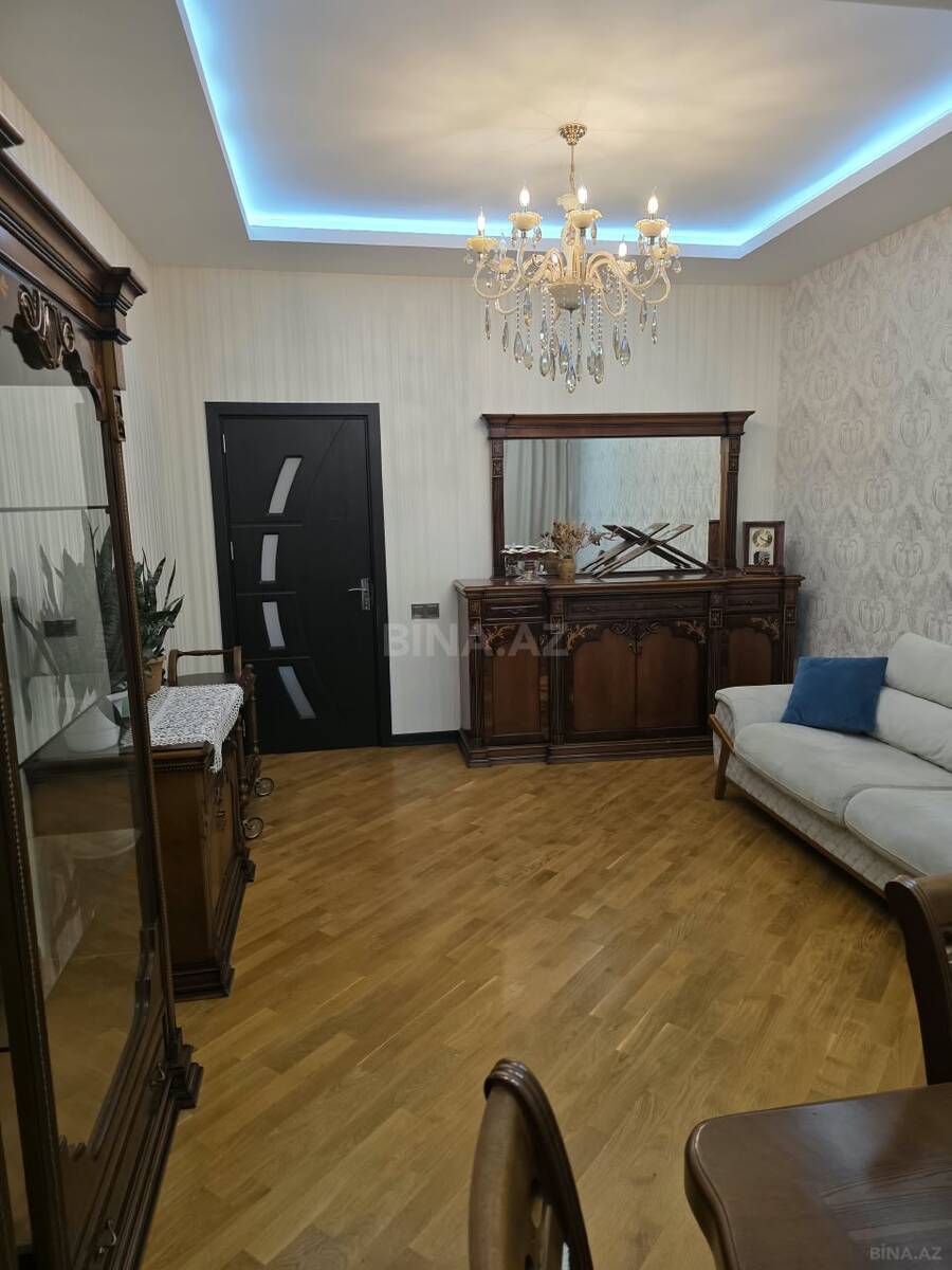 3 otaqlı Yeni tikili, Şah İsmayıl Xətai m., Bakı
