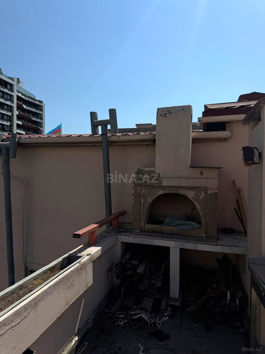 3 otaqlı Köhnə tikili, Bayıl q., Bakı