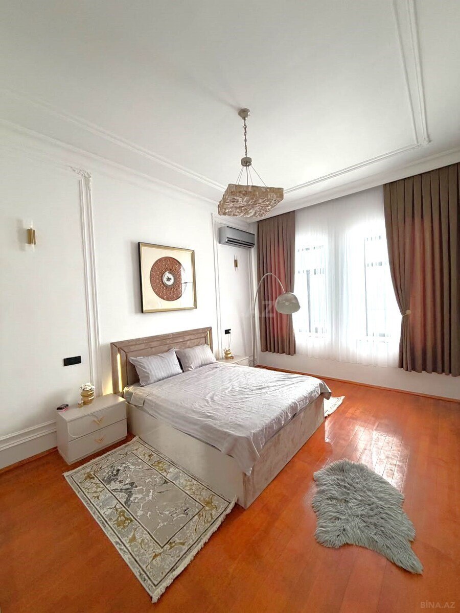 3 otaqlı Köhnə tikili, Bayıl q., Bakı