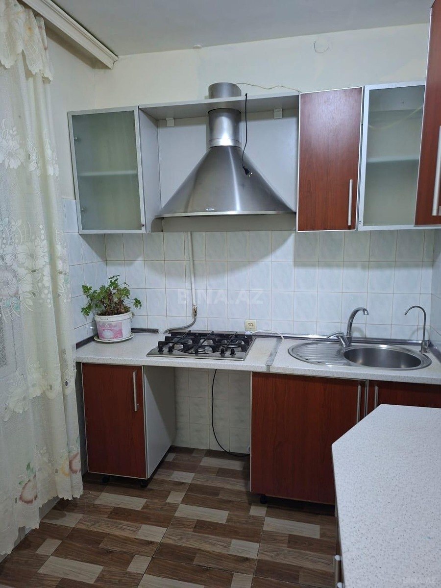 2 otaqlı Köhnə tikili, Həzi Aslanov m., Bakı