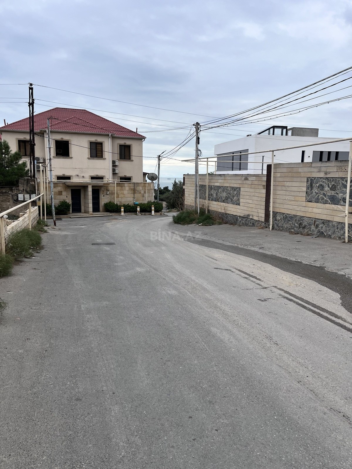 Torpaq Şıxov q., Bakı